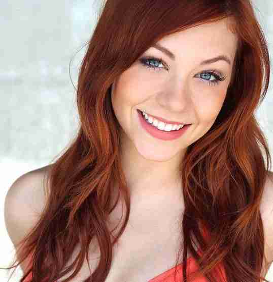 Beezid Girl Redhead